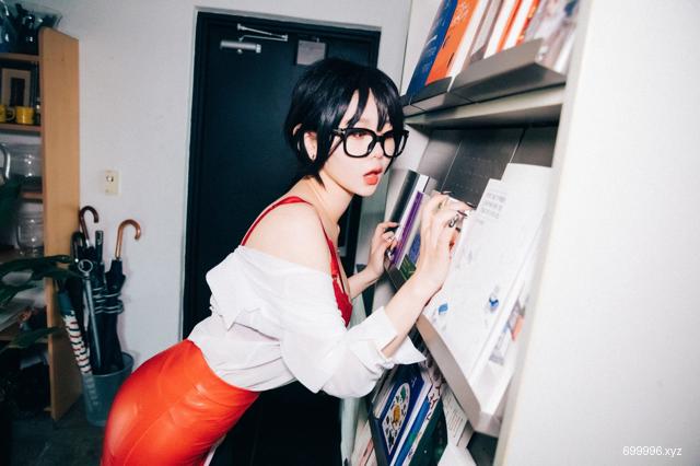  Zia (지아) - Office slave